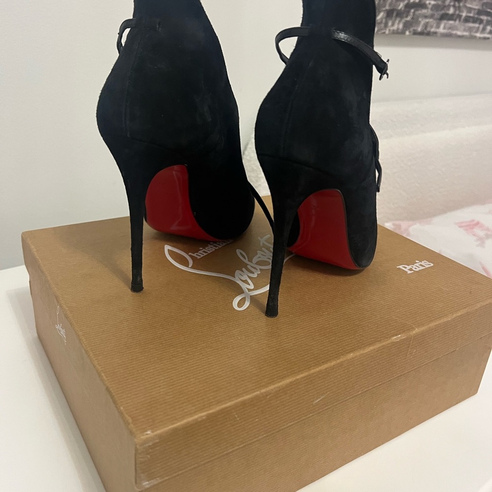 Christian Louboutin Black Heels with Red Soles
